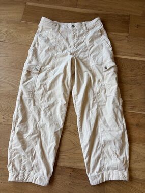 Anthropologie barrel fit cargo pants cream, cotton/velour feel womens 10